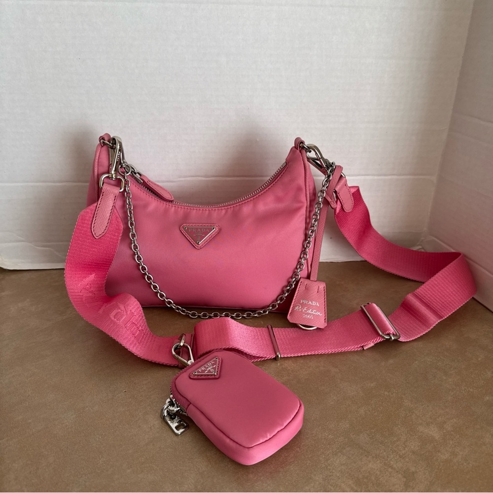 Prada Re-edition 2005 Nylon Shoulder Bag in Begonia Pink - Picture 15 of 16